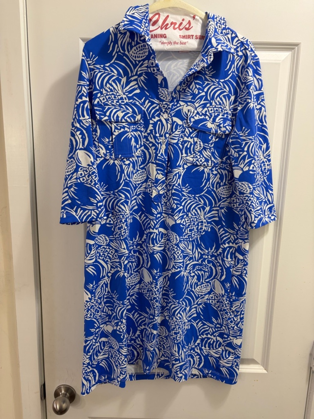 Persifor winpenny dress excellent shape. Blue/white Tropical Print Shift Dress L